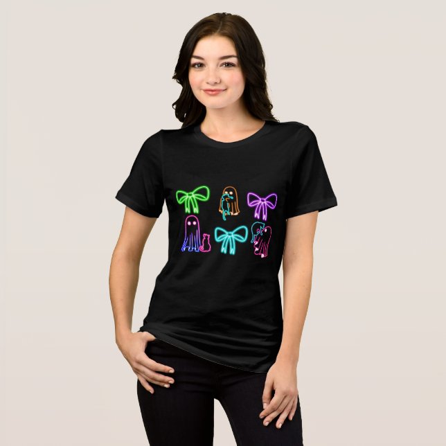 Boo! loves her cat t shirt (Framsida Full)