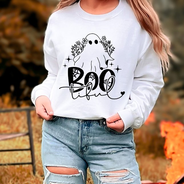 Boo-Tiful Cute Ghost Halloween T-Shirt (Skapare uppladdad)