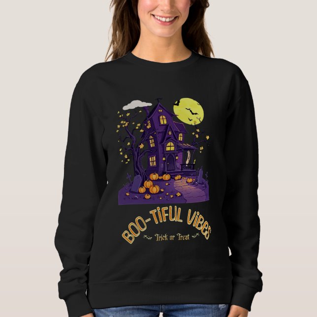 Boo-Tiful Vibes Halloween Sweatshirt T Shirt (Framsida)