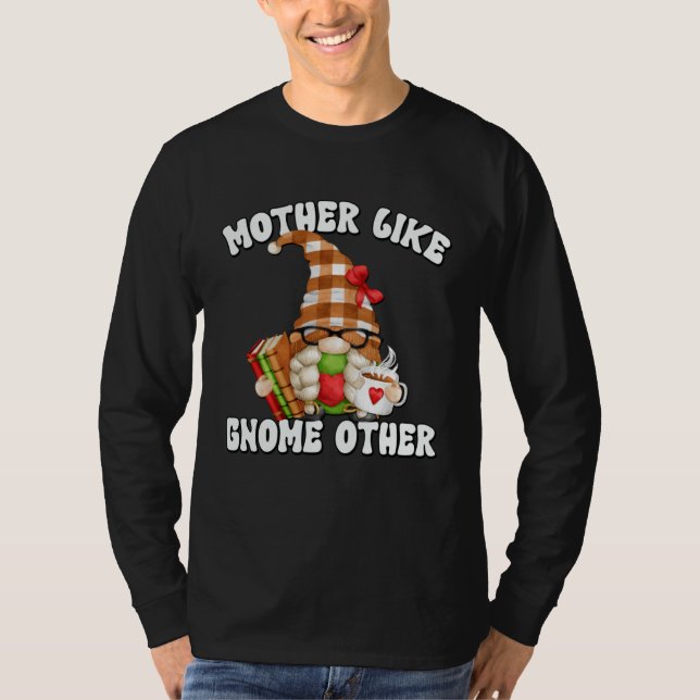 Book  Gnome Mom Saying For Tea  Grandma Librarian T Shirt (Framsida)