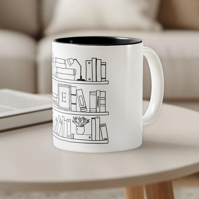 Book Lover Monogrammed Gift Två-Tonad Mugg (Skapare uppladdad)