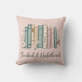 Booked and Unbothered Cozy Reading Nook Book Lover Kudde