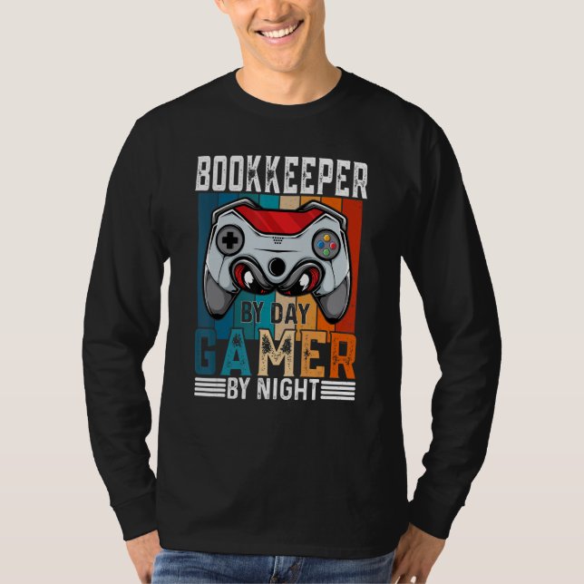 BOOKKEEPER efter dagspelsspelare efter nattnummer  T Shirt (Framsida)