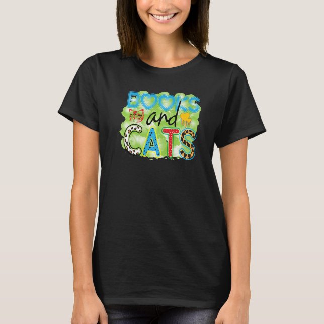 Books And Cats Graphic Patchwork Cat T Shirt (Framsida)