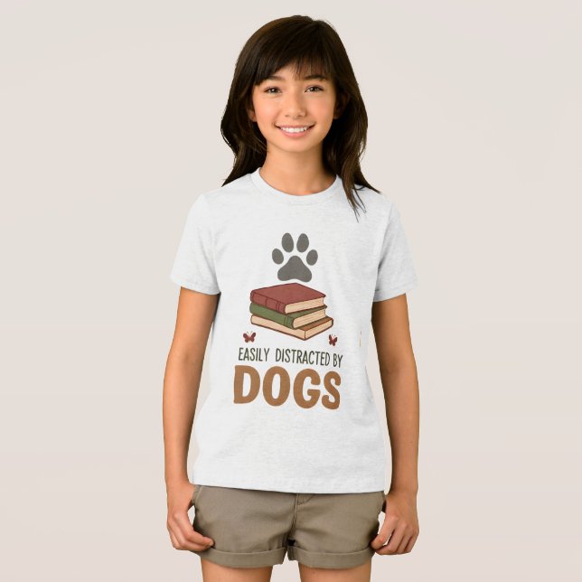 Books Tea and Me Cozy Bookworm T-Shirt (Framsida Full)