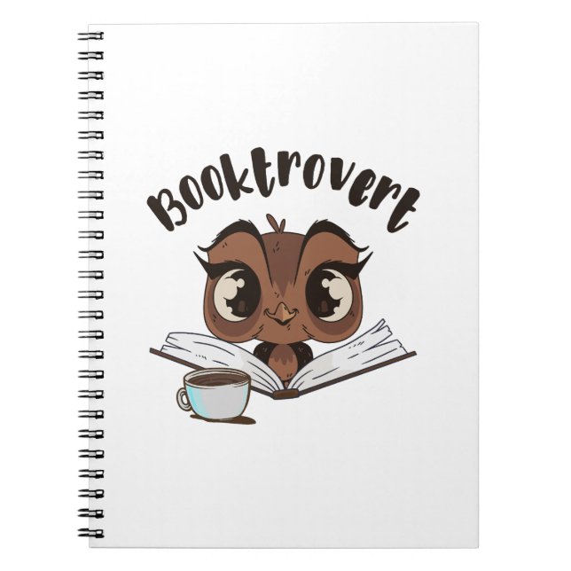 Booktrovert uggla med bok och kaffe anteckningsbok (Framsidan)