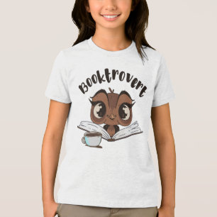 Booktrovert uggla med bok och kaffe t shirt