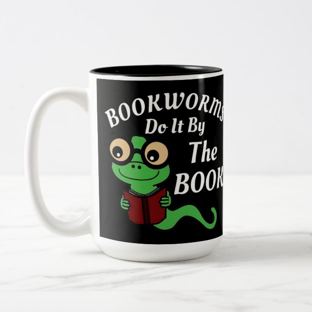 Bookworm Humor Två-Tonad Mugg (Vänster)