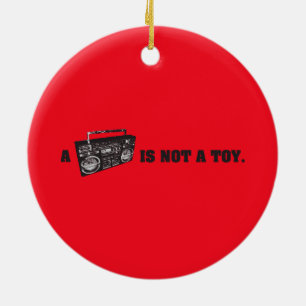 Boombox är inte en leksak julgransprydnad keramik