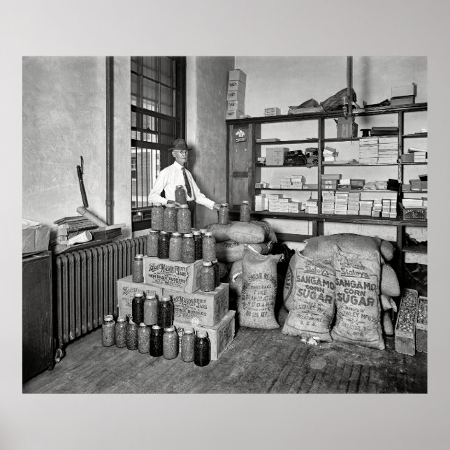 BOOTLEG BUST - JAIL EVIDENCE ROOM 1929 POSTER (Framsidan)