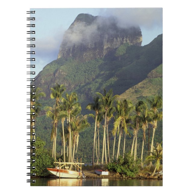 Bora Bora, Franska Polynesien Strandvy och Anteckningsbok Med Spiral (Framsidan)