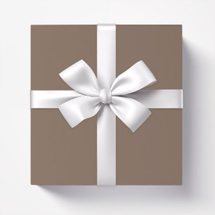 Bordbrun mörk med enkelt färg presentpapper