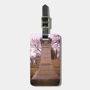 Borden Monument, Fall River, MORSA - A.J. Borden Bagagebricka