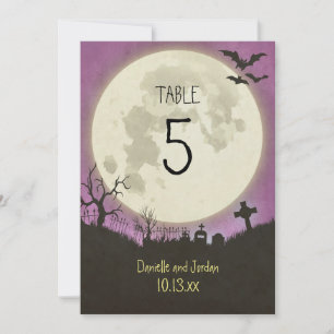 Bordnummer för ett Halloween-bröllop i lila Inbjudningar