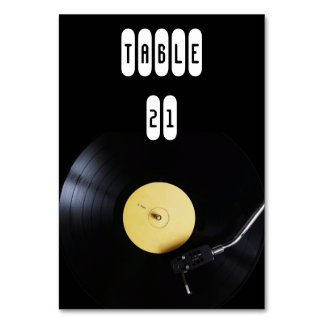 Bordskort: Vinylskiva på grammofon. Retro tema Bordsnummer