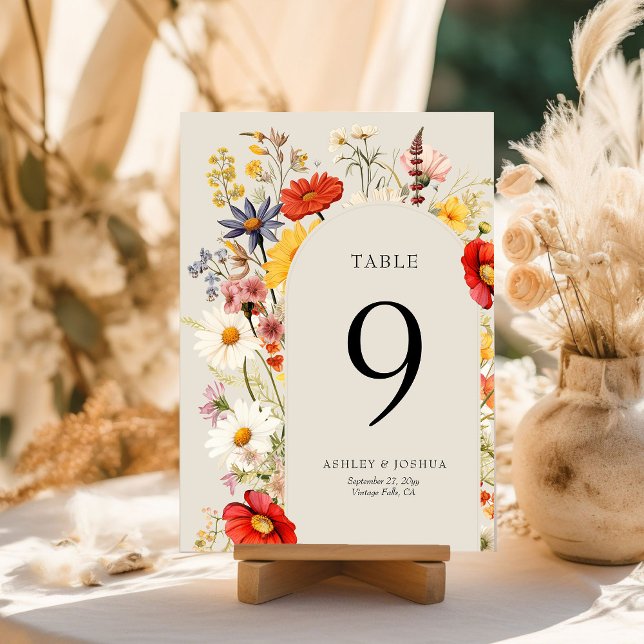 Bordsnummer-kort för Rustic Wildblomma Blommigt Br Inbjudningar (Table Number Card from the Rustic Wildflower Wedding Collection by Darling & May)