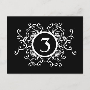 Bordsnumret Black and White Damask Vykort
