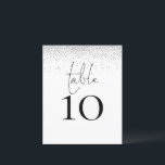 BORDSNUMRET BRÖLLOP i SILVER GLITTER<br><div class="desc">En storlek 4, 5 x 5, 6-tums halvblank vikt på 110 lbs, som är av samma tjocklek som ett vykort, med EN per lakan. Bordsnumret Bröllop i skript till Silver Glitter. En elegant med bord i ett set handskriftsskript stil och bordsnumret under. Anpassa numret enkelt. Ett silver faux glitter gräns...</div>