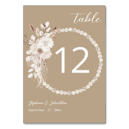 Bordsnumret Pearls & White Blommigt Beige Bordsnummer