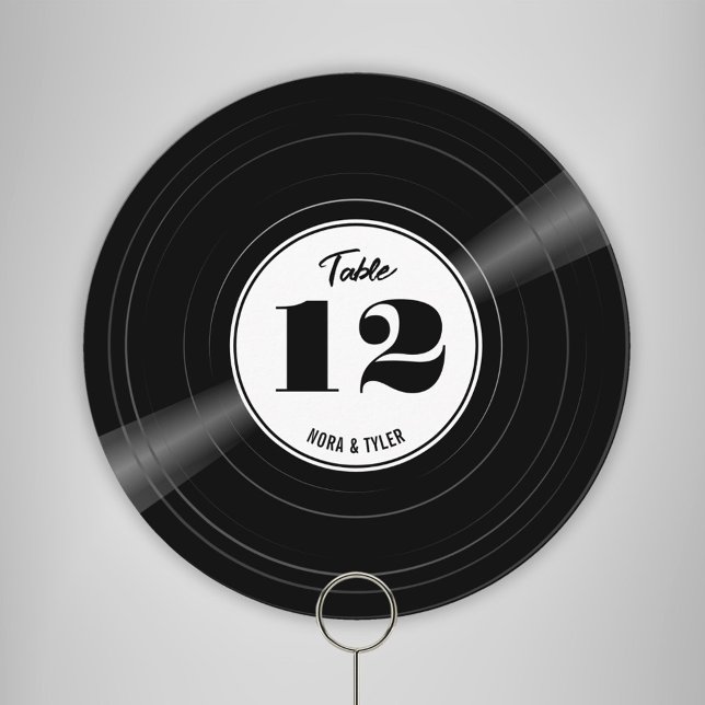 Bordsnumret Svartvit personlig vinylpost Spara Datumet (Round personalized vinyl record table number with white label and black text)