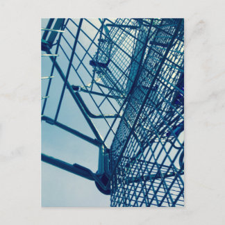 Borgkonsshoppingvagn staplade vykort