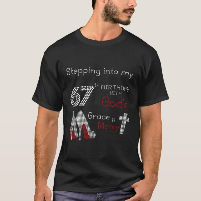 Början till min 67:e födelsedag, gåva till kvinnor t shirt (Framsida)