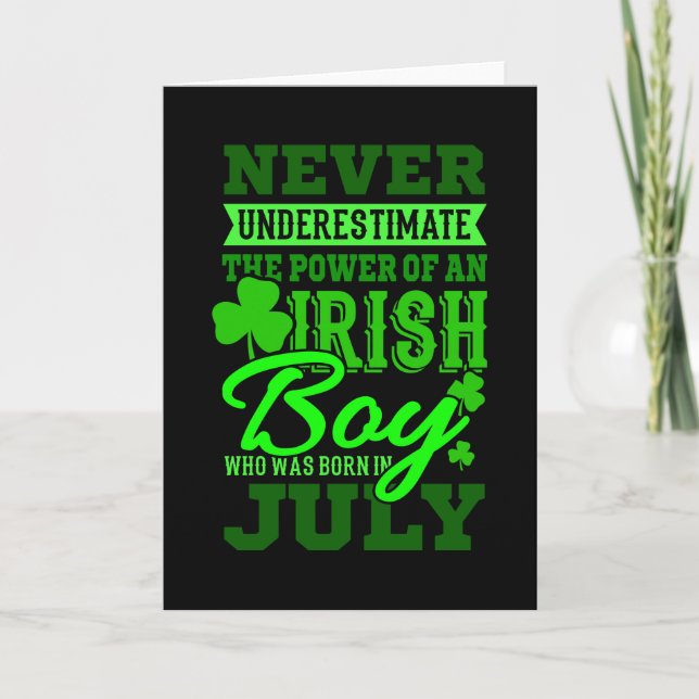 BORN I JULY Birthday Irish Boy Manar Pappa Kort (Framsida)