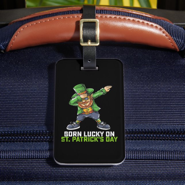 Born Lucky på St patrick's day Dabbing Birthday Bagagebricka (Framsida Insitu 2)