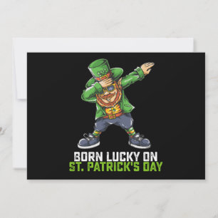 Born Lucky på St patrick's day Dabbing Birthday Inbjudningar