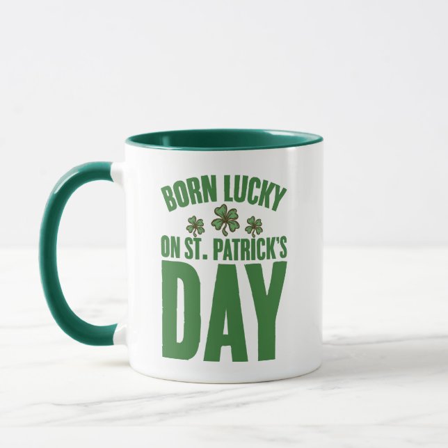 Born Lucky på St patrick's day Irish Birthday Mugg (Vänster)