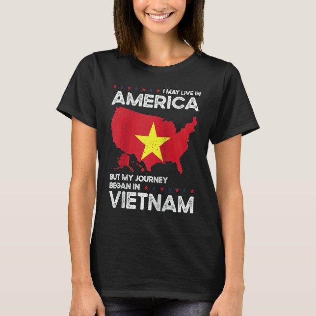Born Vietnamese Vietnam American USA Citizenship R T Shirt (Framsida)