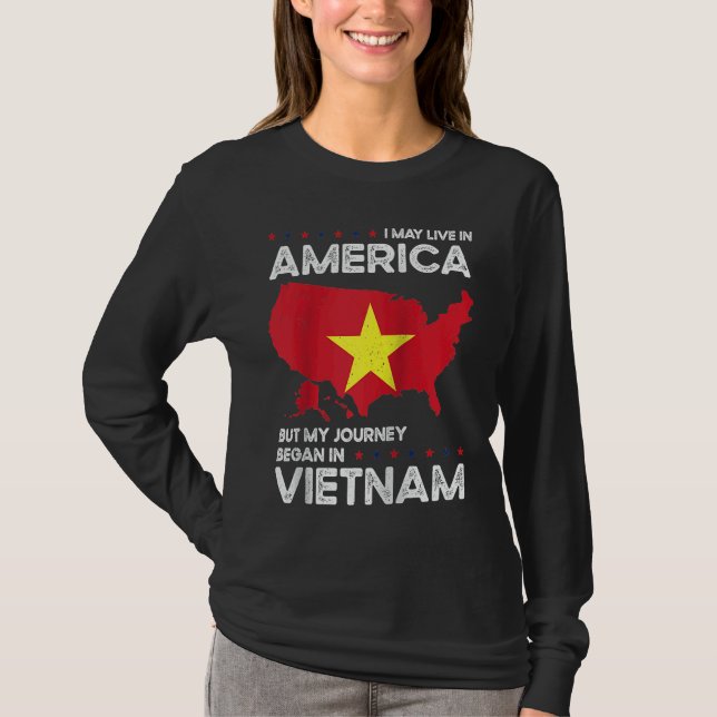 Born Vietnamese Vietnam American USA Citizenship R T Shirt (Framsida)