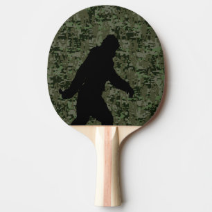 Borta Squatchin Silhouette på Digital kamouflage Pingisracket