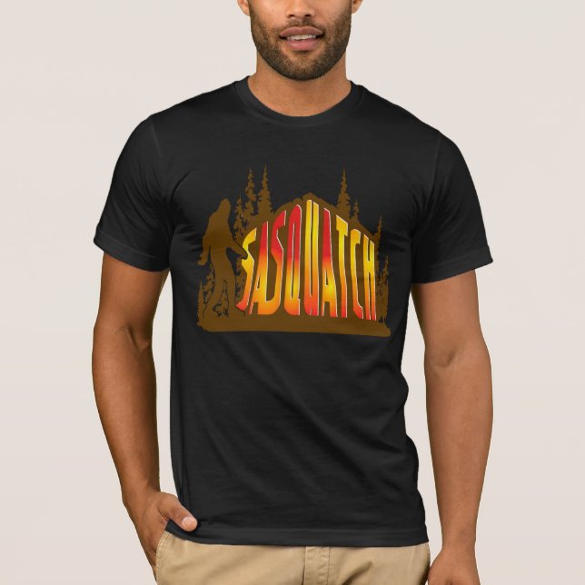 Borta Squatchin T-tröja - ny upplaga Tee Shirt (Framsida)