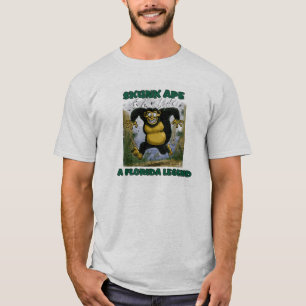 Borta vild för Skunkapa! Tee Shirt