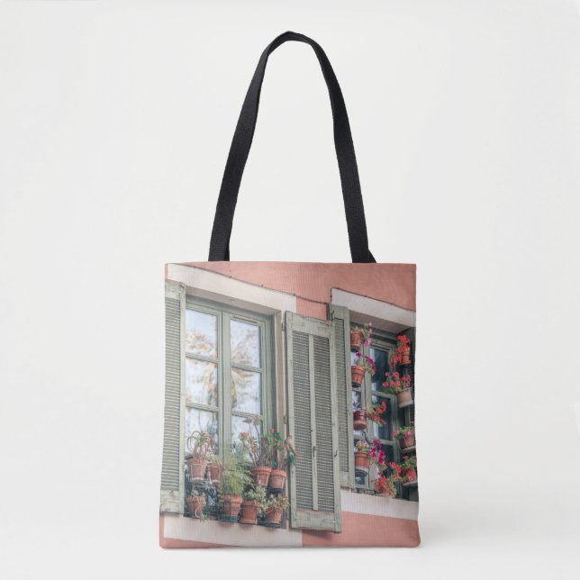 BORTERADE BLOMMOR FÄRG I VAS NÄRA FÖNSTER TYGKASSE (Framsida)