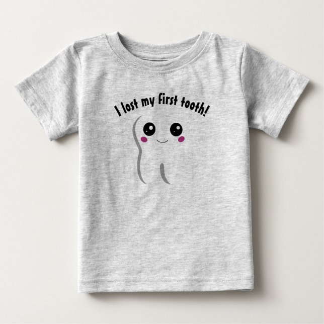 Borttappad mitt första tandtand Lycklig som leker  T Shirt (Framsida)