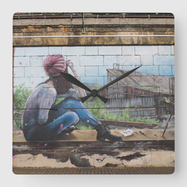 Borttappad om barngraffiti fyrkantig klocka (Framsida)