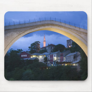 Bosnien-Hercegovina - Mostar. Gamla bron 2 Musmatta