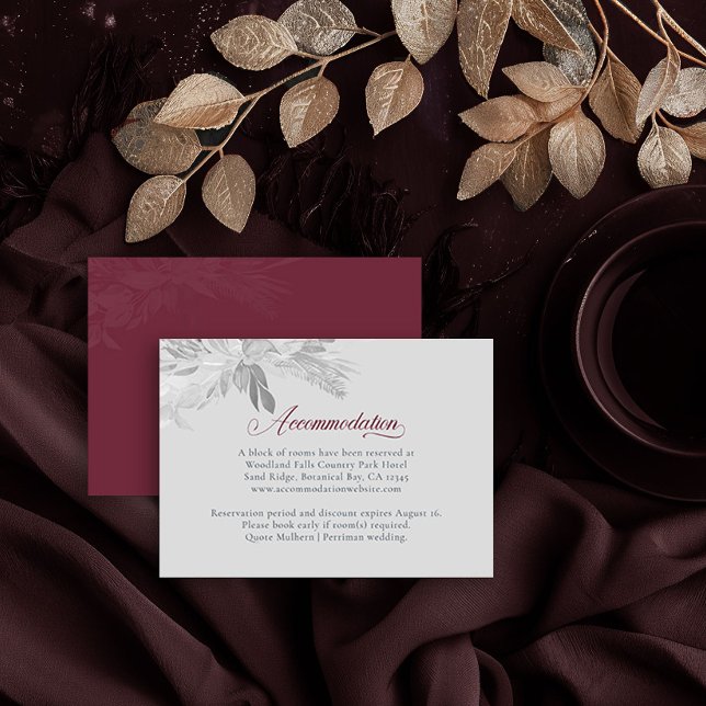 Bostäder för burgundy Grått-botaniskt trädbränsle Tilläggskort (Accommodation Insert Card in Burgundy and Grey from the Foliage Duet Collection by Darling & May)