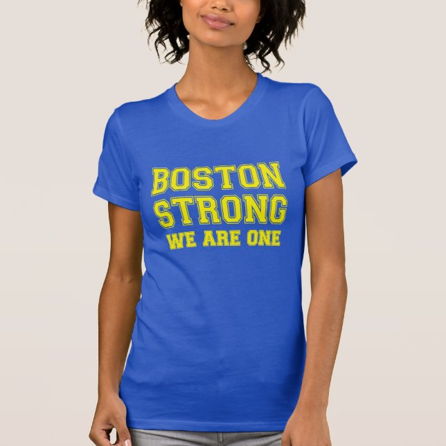 Boston Strong VI ÄR ONE Tee (Framsida)
