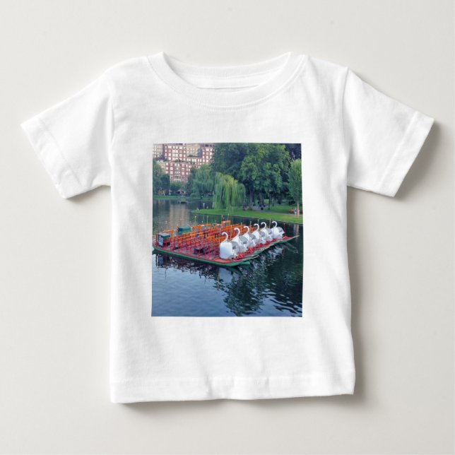 Boston Svan Boats Tee Shirt (Framsida)