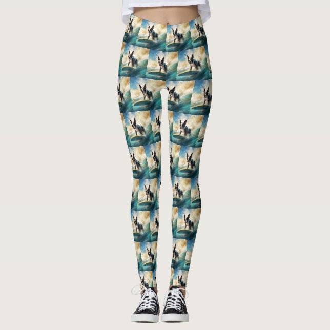 Boston Terrier Beach Surfing Painting Leggings (Framsida)