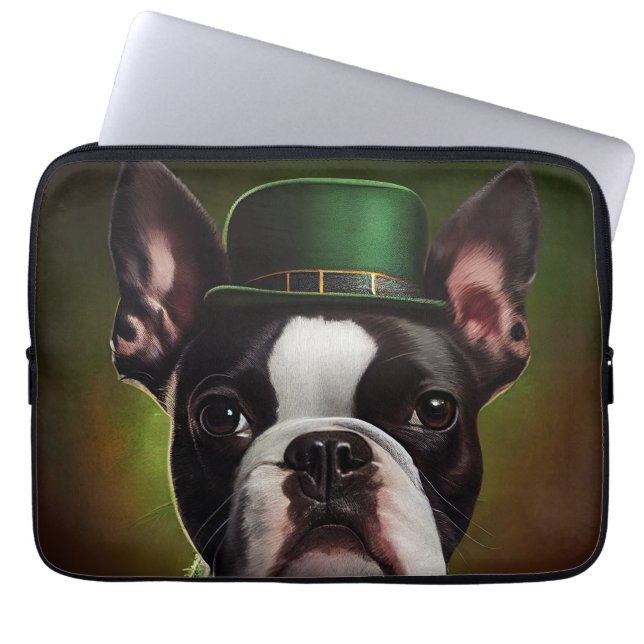 Boston Terrier hund i St. Patrick Dress Laptop Fodral (Framsidan)