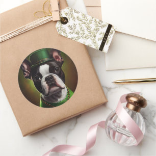 Boston Terrier hund i St. Patrick's Day klänning Runt Klistermärke