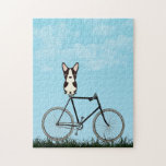 Boston Terrier Hund Sitta på Vintage Bicycle  Pussel<br><div class="desc">Pussel med en vacker Boston Terrier sitta på en gammaldags cykel på en blå sommardag.</div>