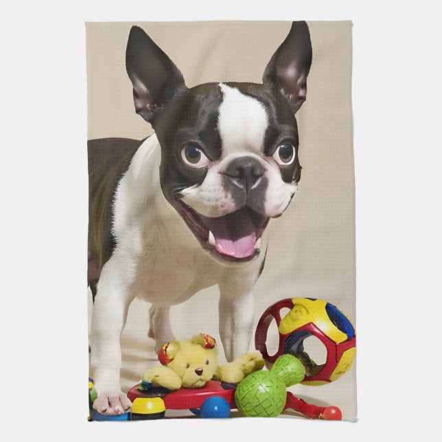 Boston Terrier Hund spelar med Leksak Kökshandduk (Vertikal)