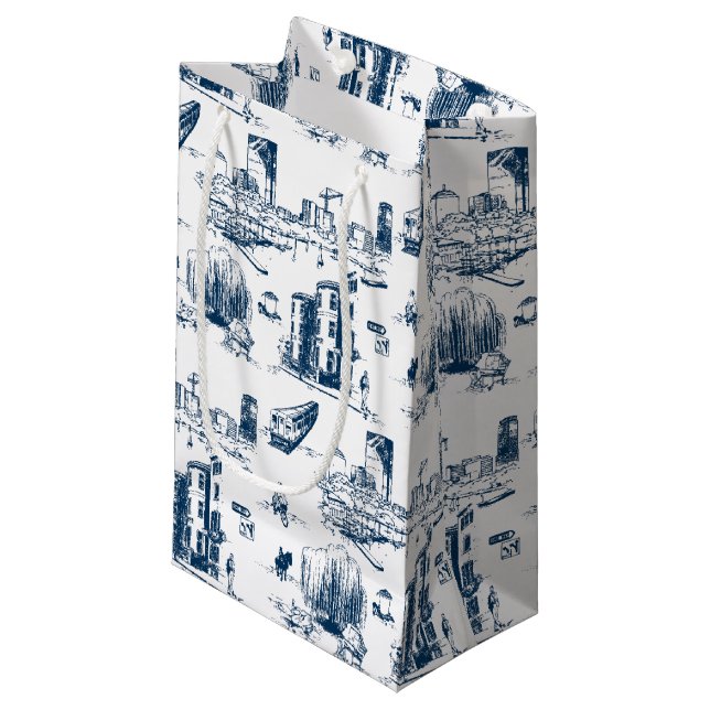 Boston Toile Navy Gift Bag (Framsidan Vinklad)