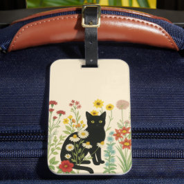 Botanisk natur – svart katt i vildblomsterträdgård bagagebricka