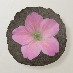 Botanisk söt rosa pelargonblomma rund kudde